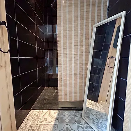 Apartment Renove A - Plage, Centre & Gare A Pied *