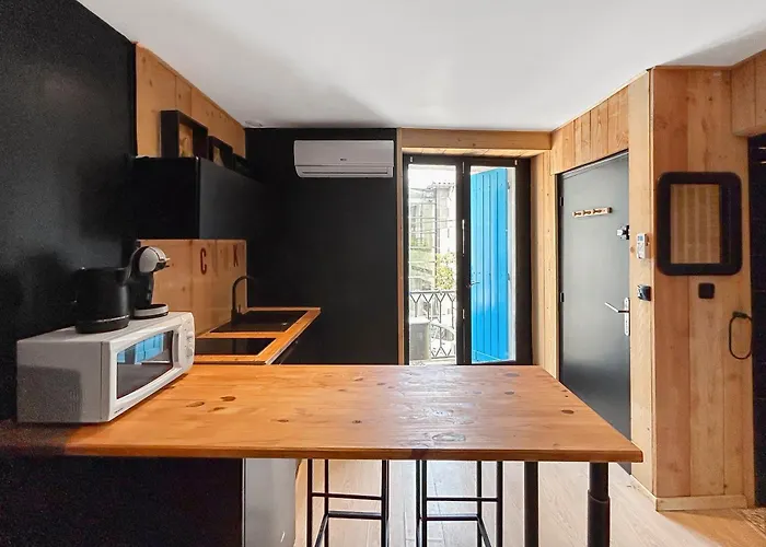 Rénové à - Plage, Centre&gare à Pied Agde